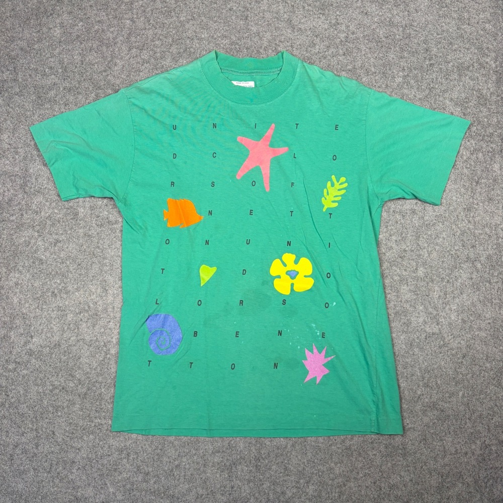 Vintage United Colors of Benetton T-Shirt Green Sea Life Graphic 90s Made in USA